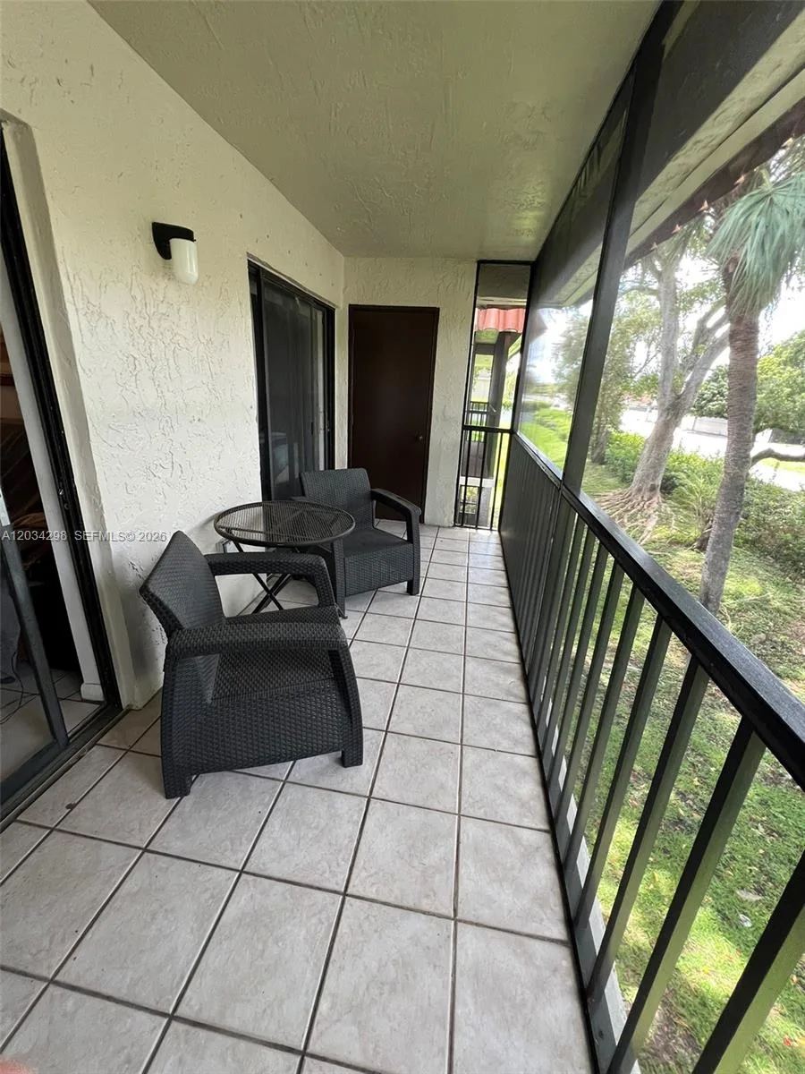 9710 Hammocks Blvd # 204-31, Miami, FL 33196 photo 11