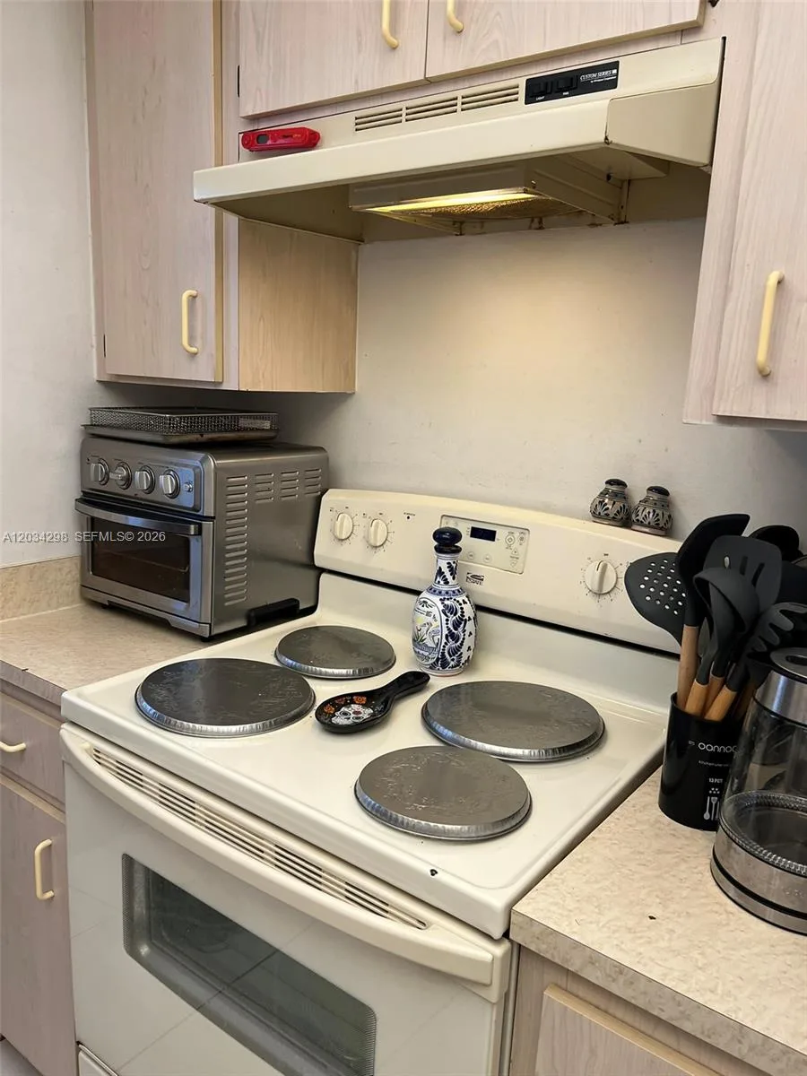 9710 Hammocks Blvd # 204-31, Miami, FL 33196 photo 7