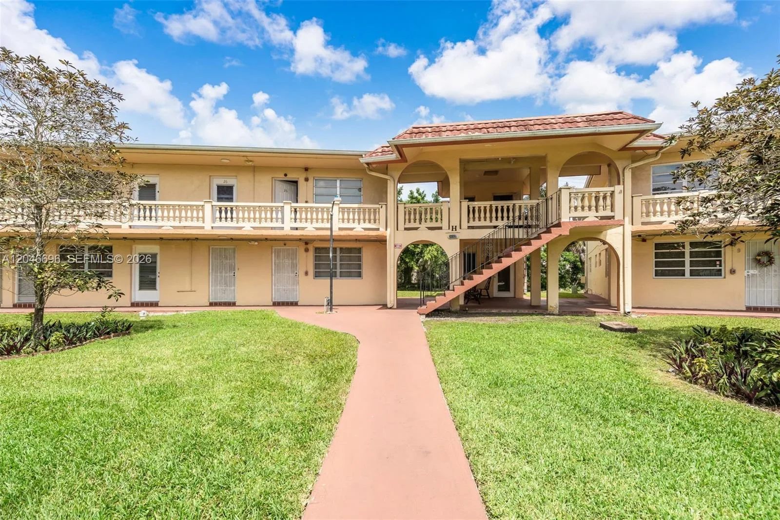 20327 NE 2nd Ave # 26, Miami, FL 33179
