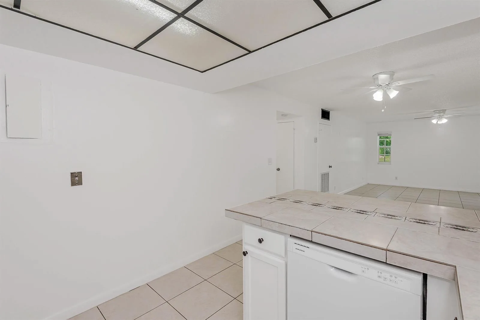 8830 W SAMPLE Road # 8, Coral Springs, FL 33065 photo 4