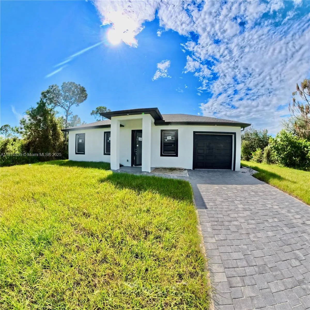 513 Fifth Ave, Lehigh Acres, FL 33972 photo 3