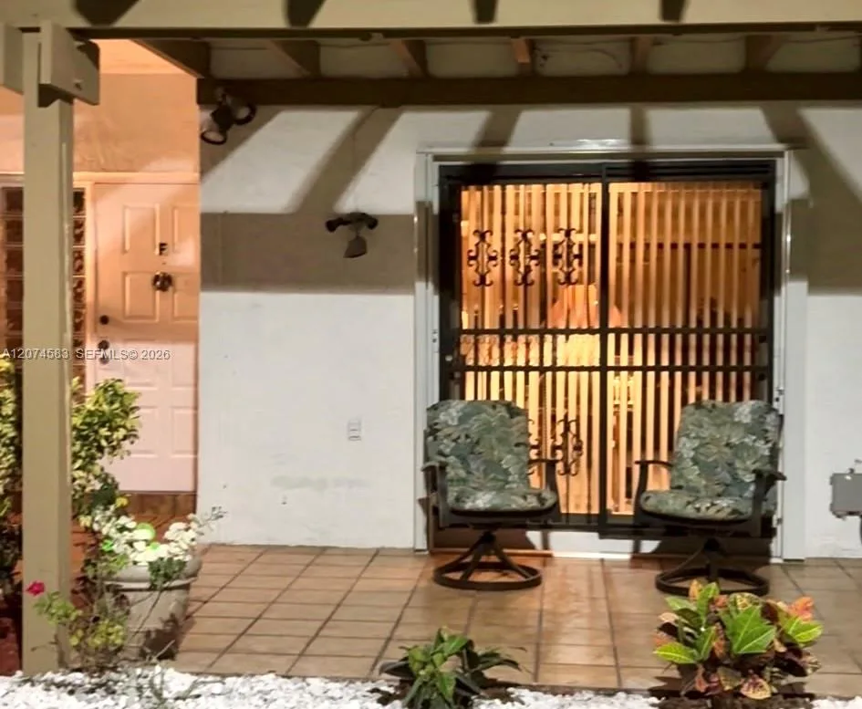 6745 NW 169th St # 14F, Hialeah, FL 33015 photo 6