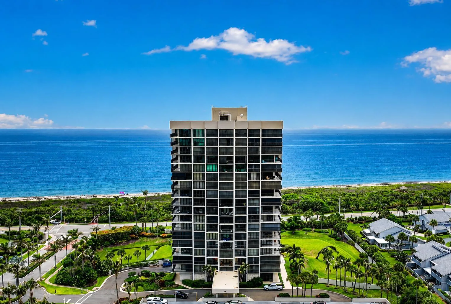 5047 N Highway A1a # 1704, Hutchinson Island, FL 34949