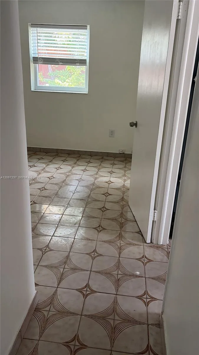 170 E 46th St # 2, Hialeah, FL 33013 photo 10