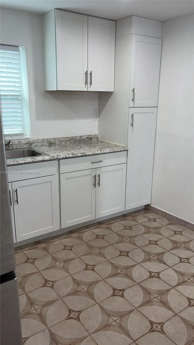 170 E 46th St # 2, Hialeah, FL 33013 photo 7