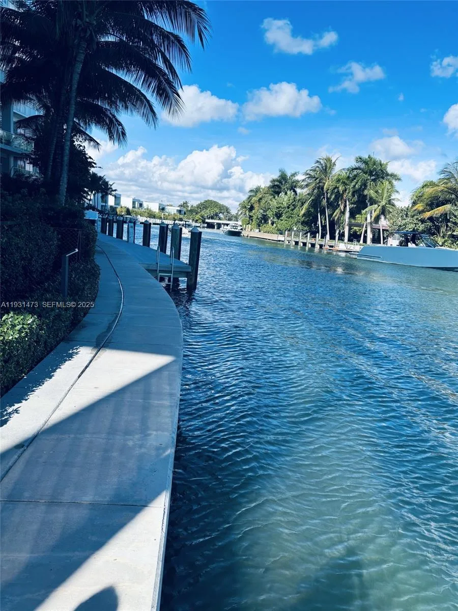 4701 N Meridian, Miami Beach, FL 33140 photo 4