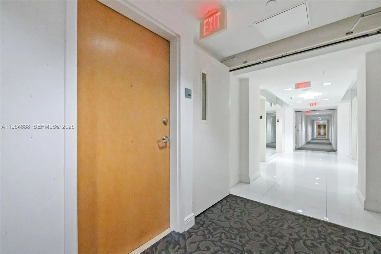 350 S Miami Ave # 1409, Miami, FL 33130