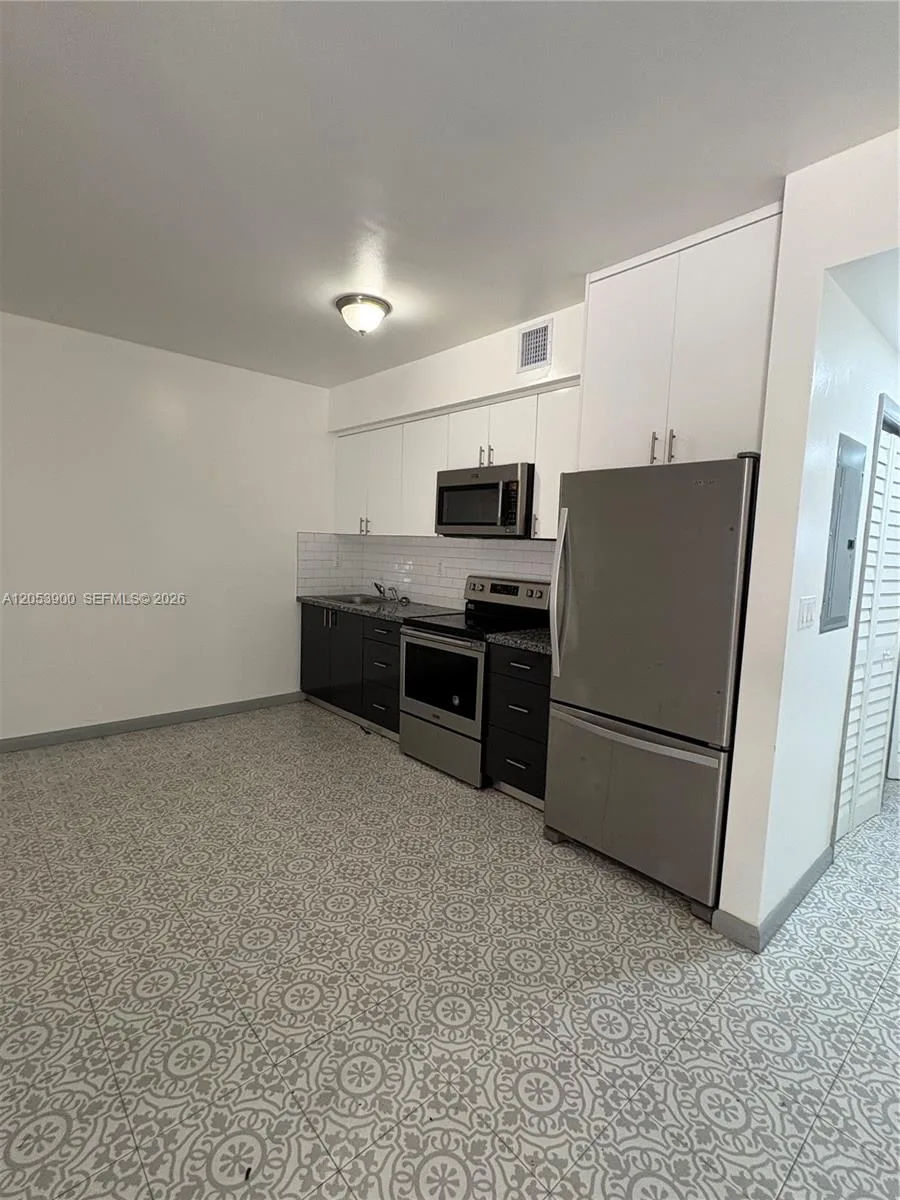 10128 W Fern St, Miami, FL 33157 photo 4