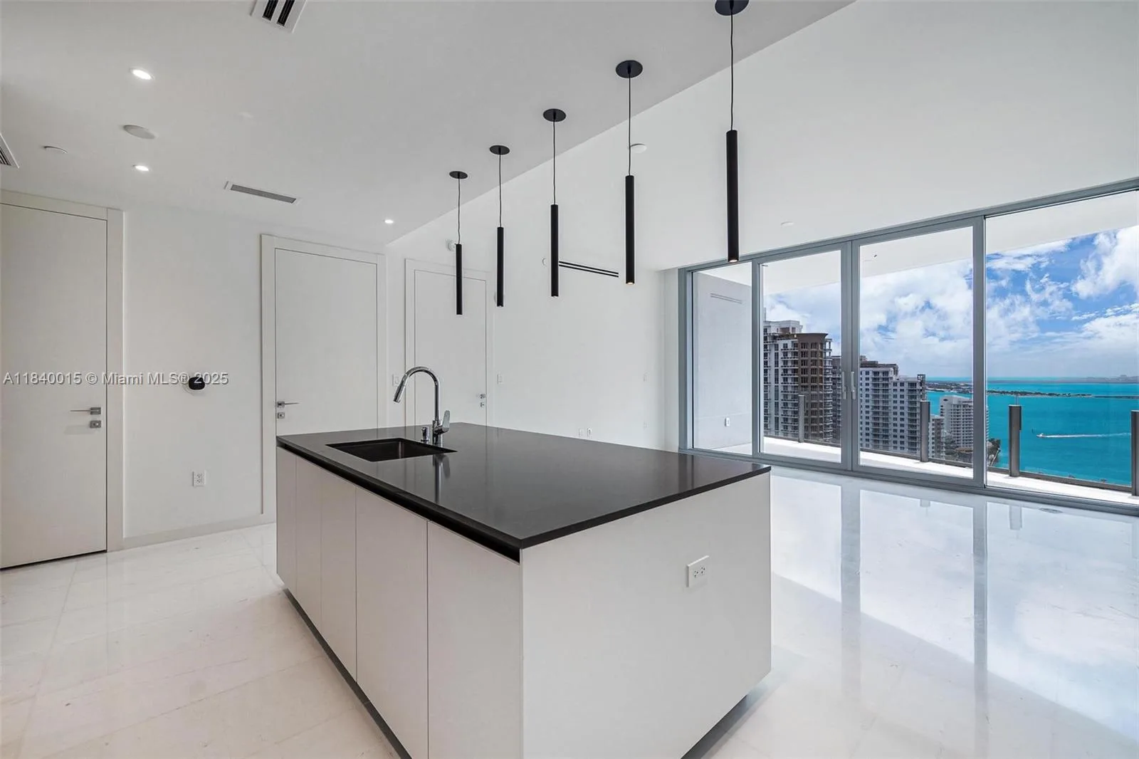 300 Biscayne Boulevard Way # 2906W, Miami, FL 33131 photo 10
