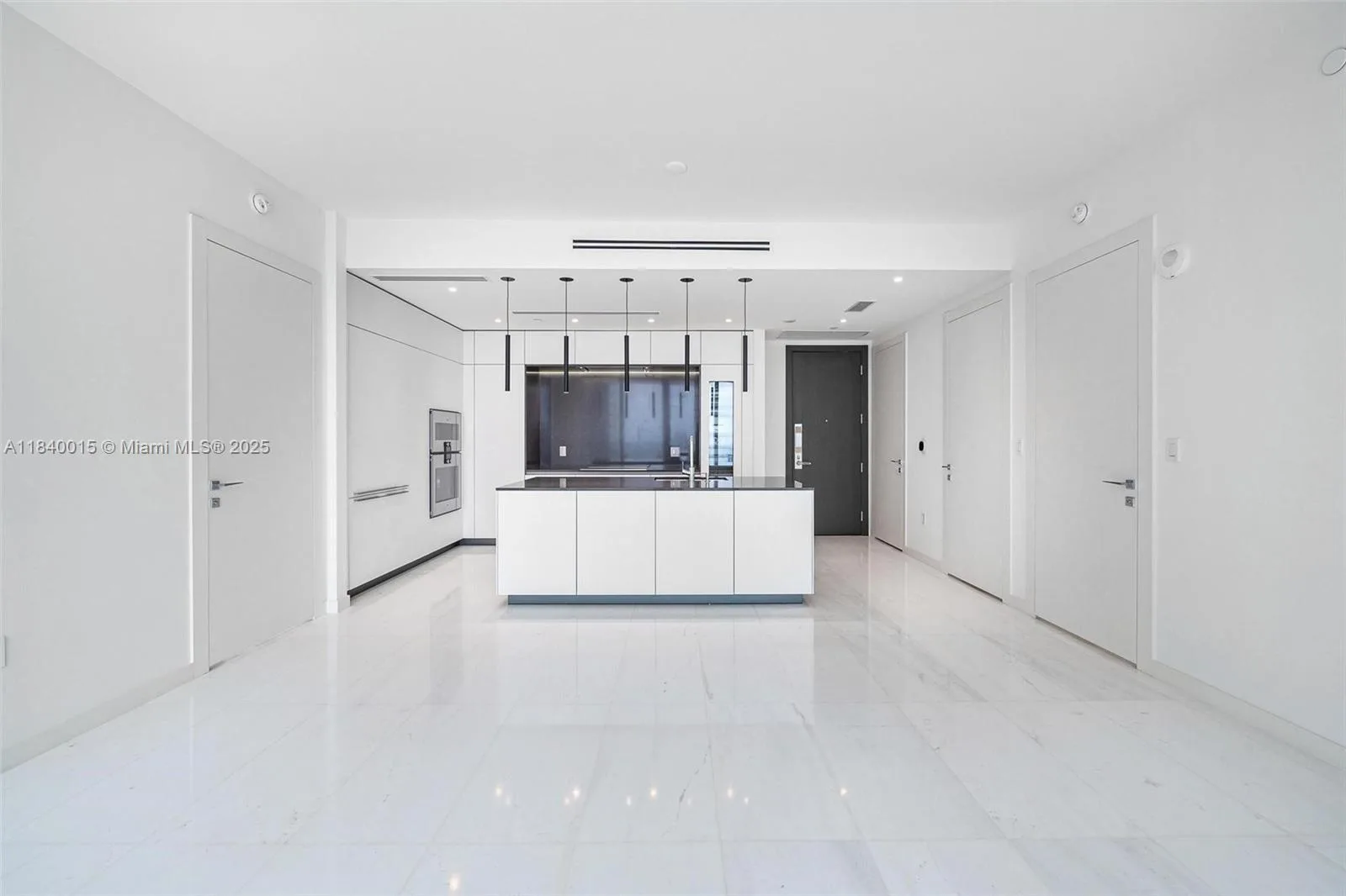 300 Biscayne Boulevard Way # 2906W, Miami, FL 33131 photo 7