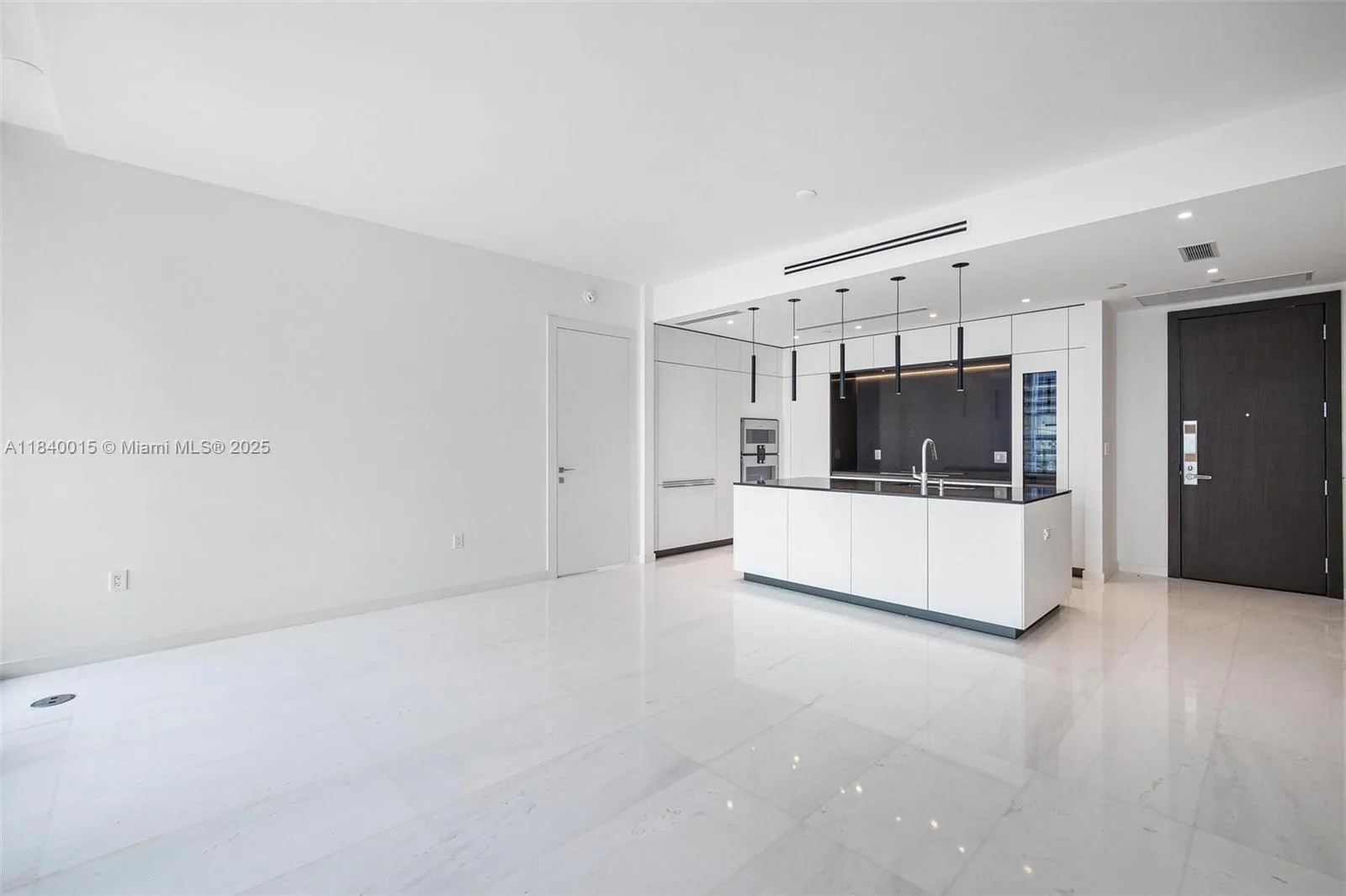 300 Biscayne Boulevard Way # 2906W, Miami, FL 33131 photo 8