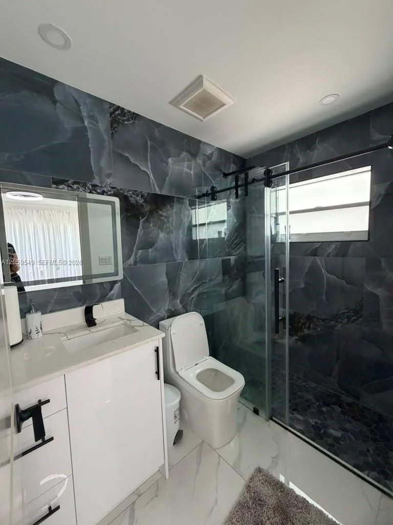 224 SW 12th St, Dania Beach, FL 33004 photo 9