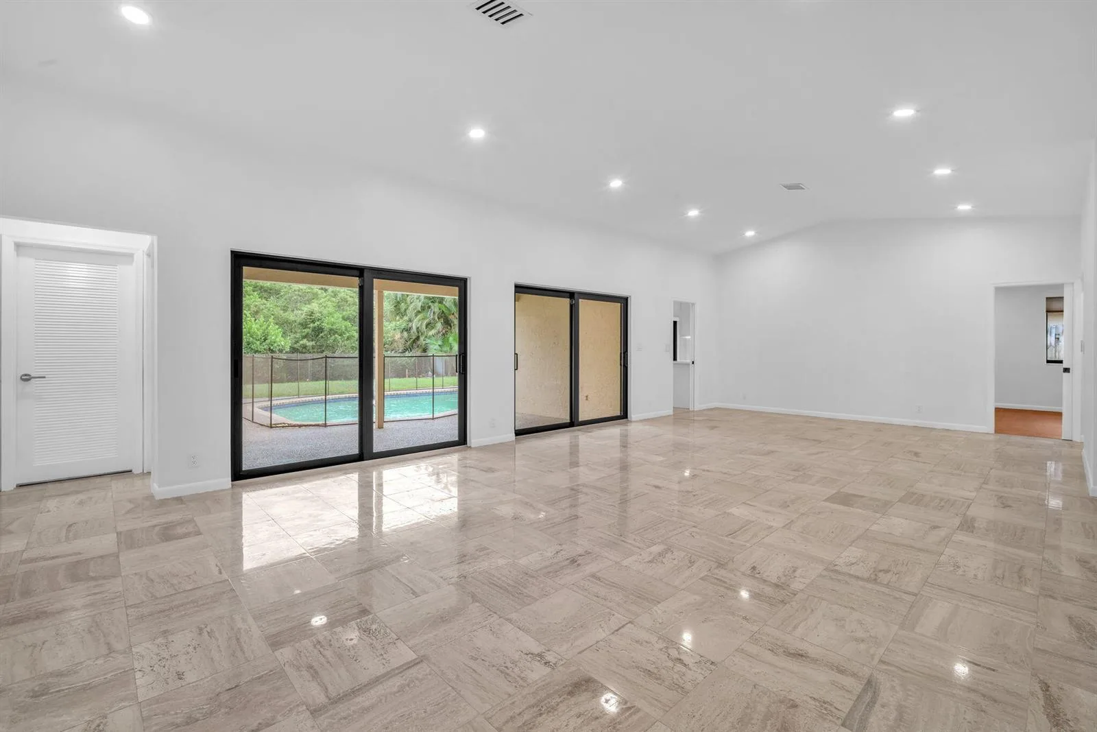 3020 N 34TH Street, Hollywood, FL 33021 photo 6