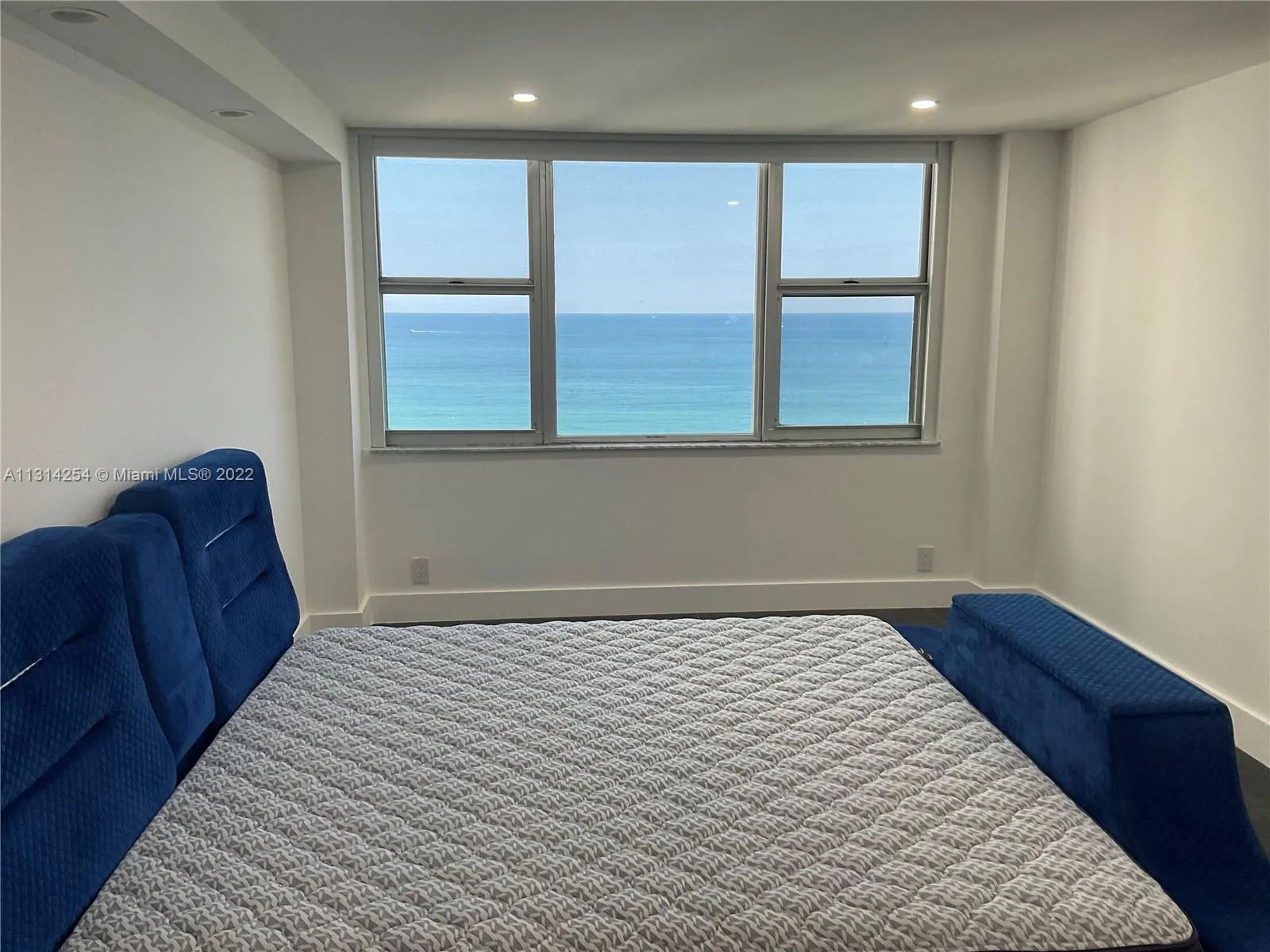 3180 S Ocean Dr # 1503, Hallandale Beach, FL 33009 photo 12