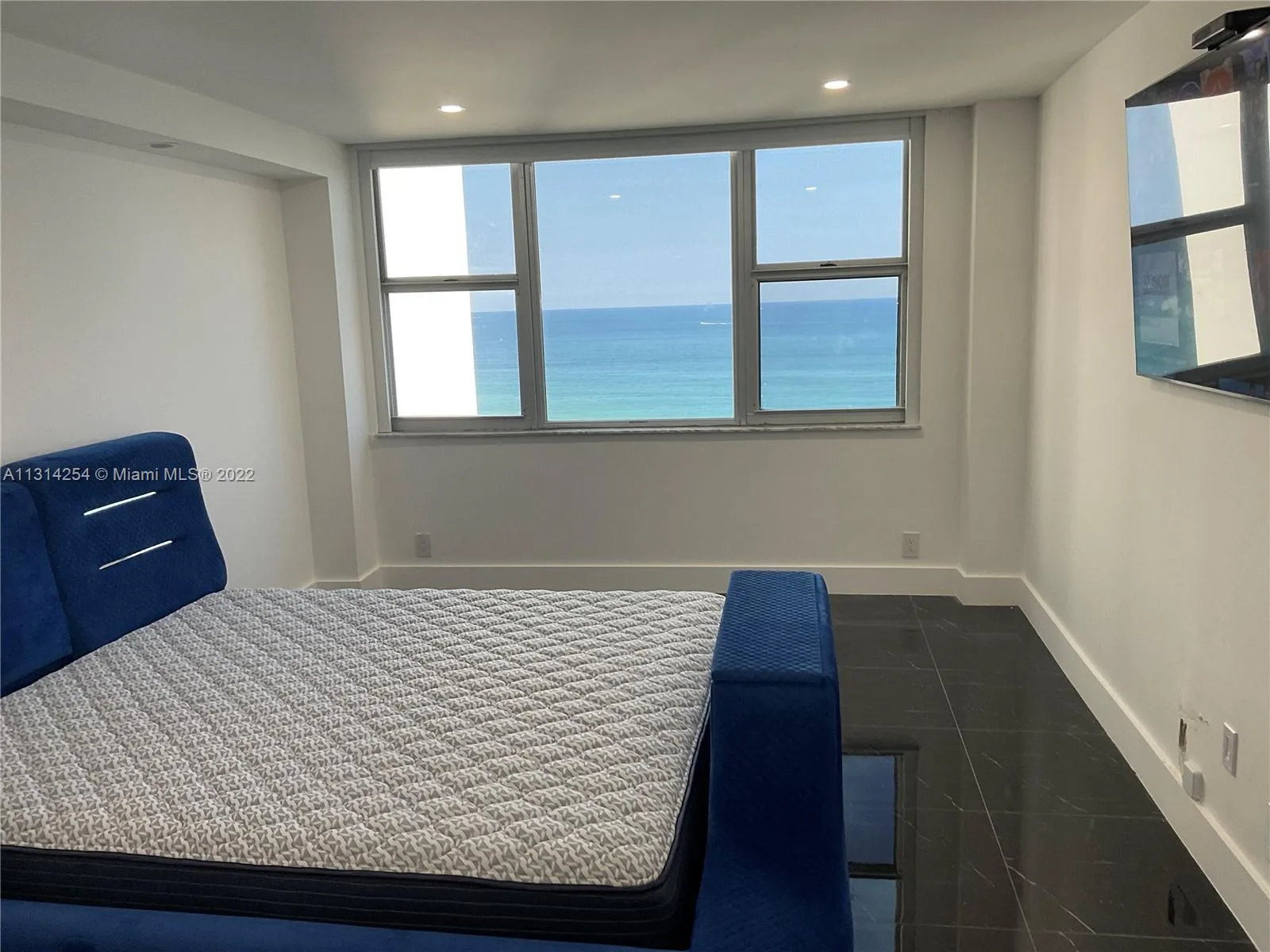 3180 S Ocean Dr # 1503, Hallandale Beach, FL 33009 photo 13