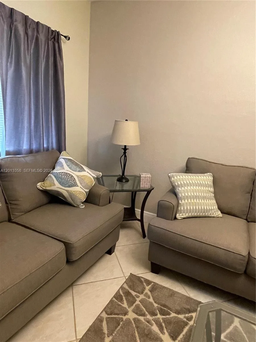 10720 NW 66th St # 510, Doral, FL 33178 photo 2