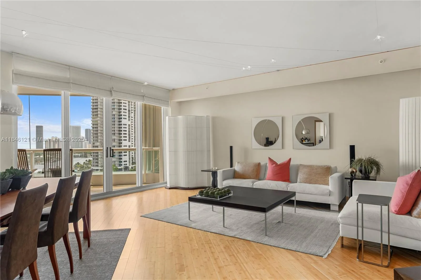21050 Point Pl # 1103, Aventura, FL 33180