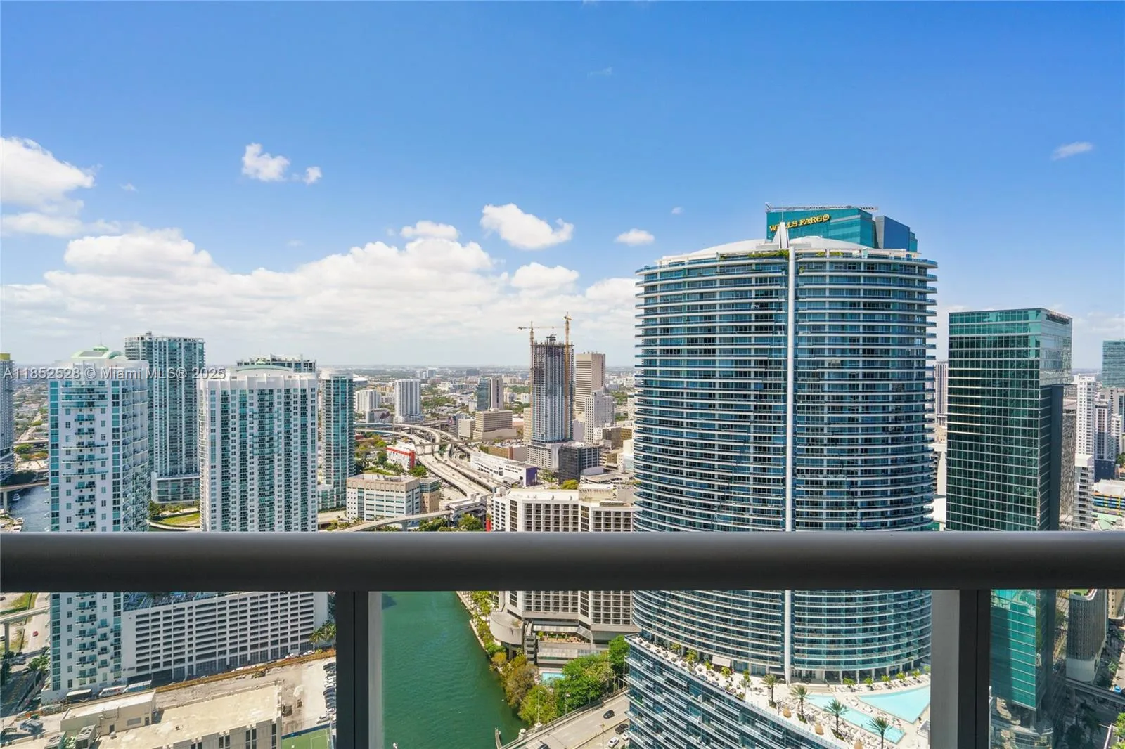 465 Brickell Ave # 3806, Miami, FL 33131