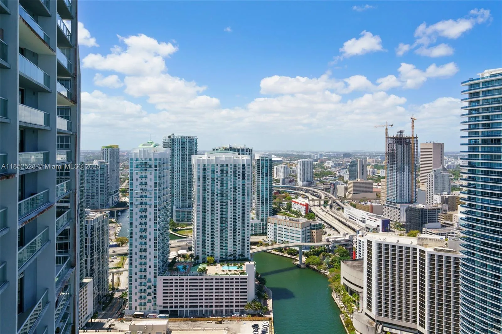 465 Brickell Ave # 3806, Miami, FL 33131 photo 2
