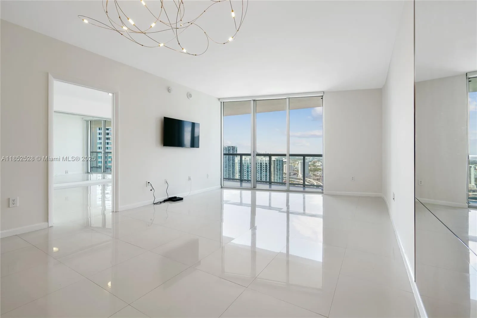 465 Brickell Ave # 3806, Miami, FL 33131 photo 6