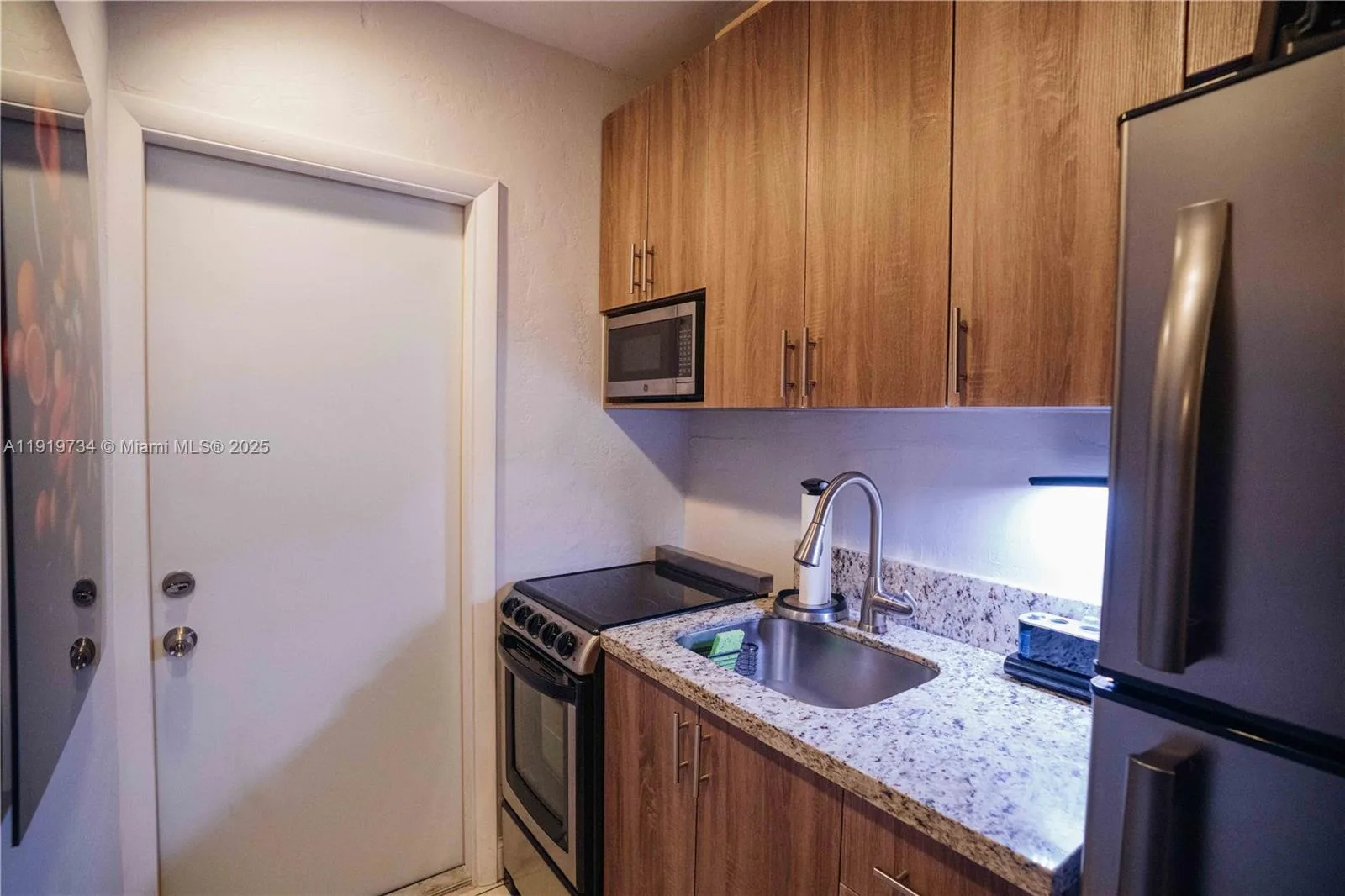 7901 SW 64th Ave # 6, South Miami, FL 33143 photo 11