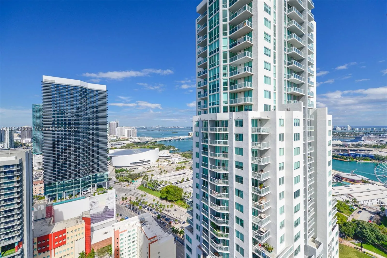 253 NE 2nd St # 3902, Miami, FL 33132 photo 5