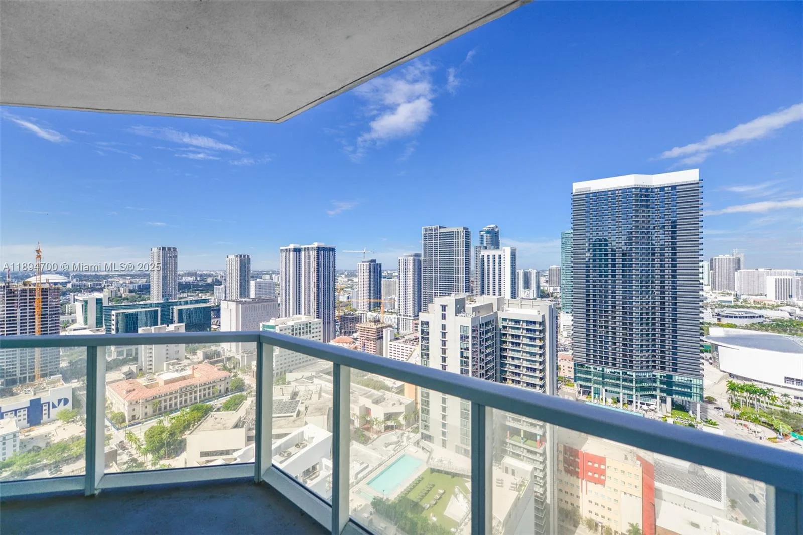 253 NE 2nd St # 3902, Miami, FL 33132 photo 9