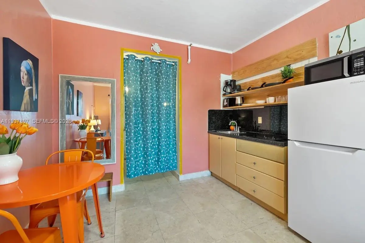 255 W 24th St # 234, Miami Beach, FL 33140 photo 4