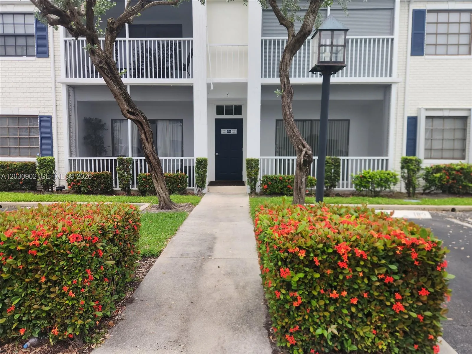 160 Cypress Club Dr # 608, Pompano Beach, FL 33060 photo 2