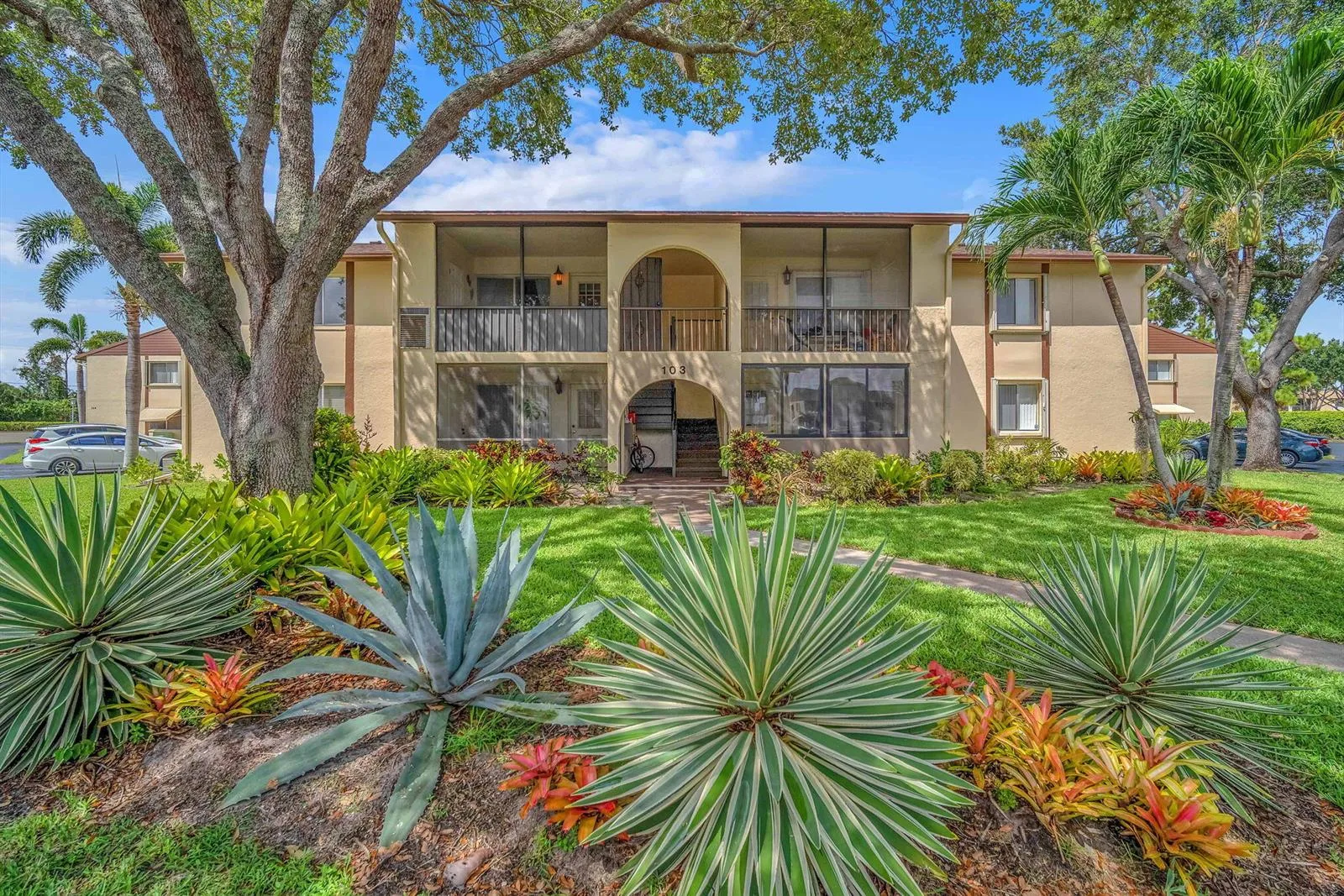 103 Lake Pine Circle # A-2, FL 33463
