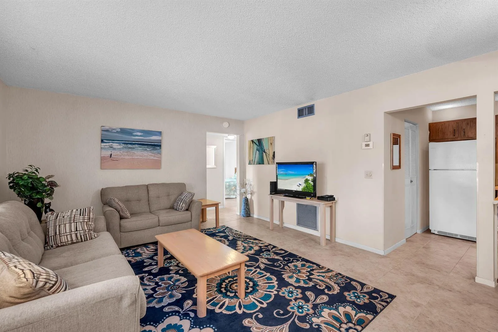 103 Lake Pine Circle # A-2, FL 33463 photo 6