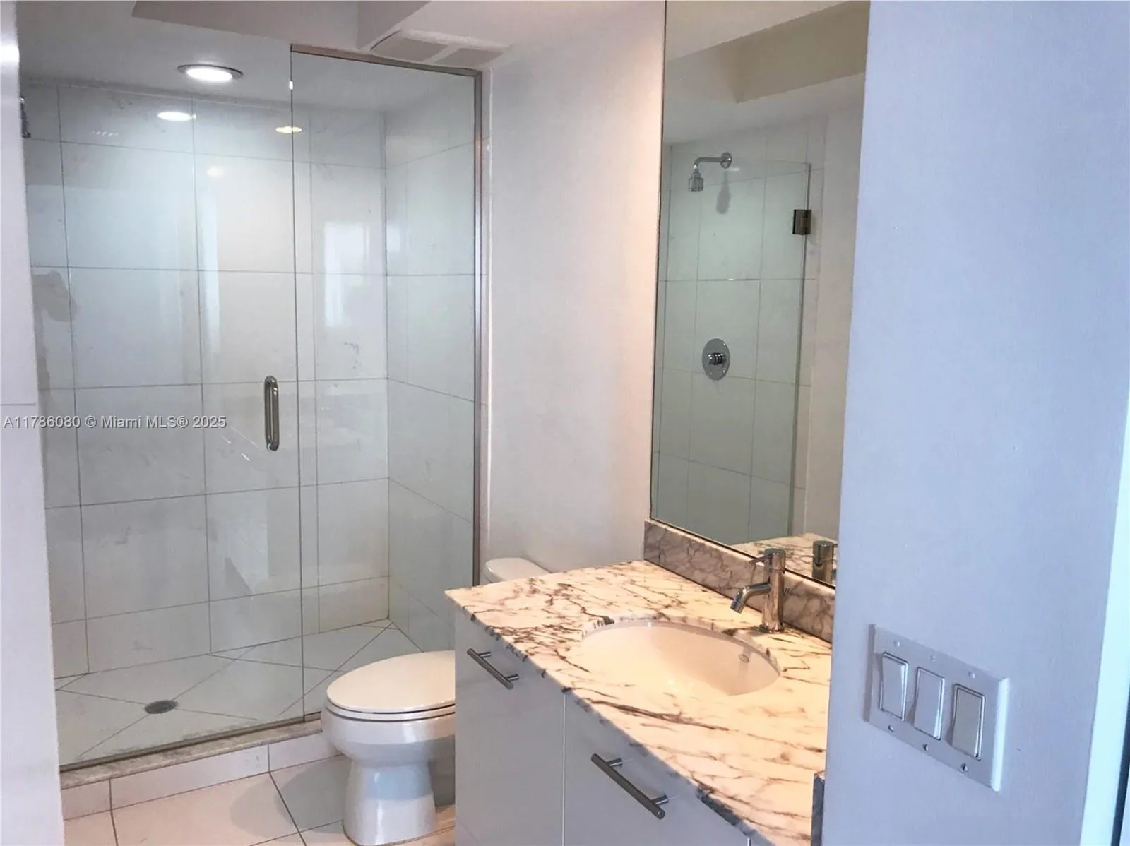 55 SE 6th St # 1610, Miami, FL 33131 photo 9