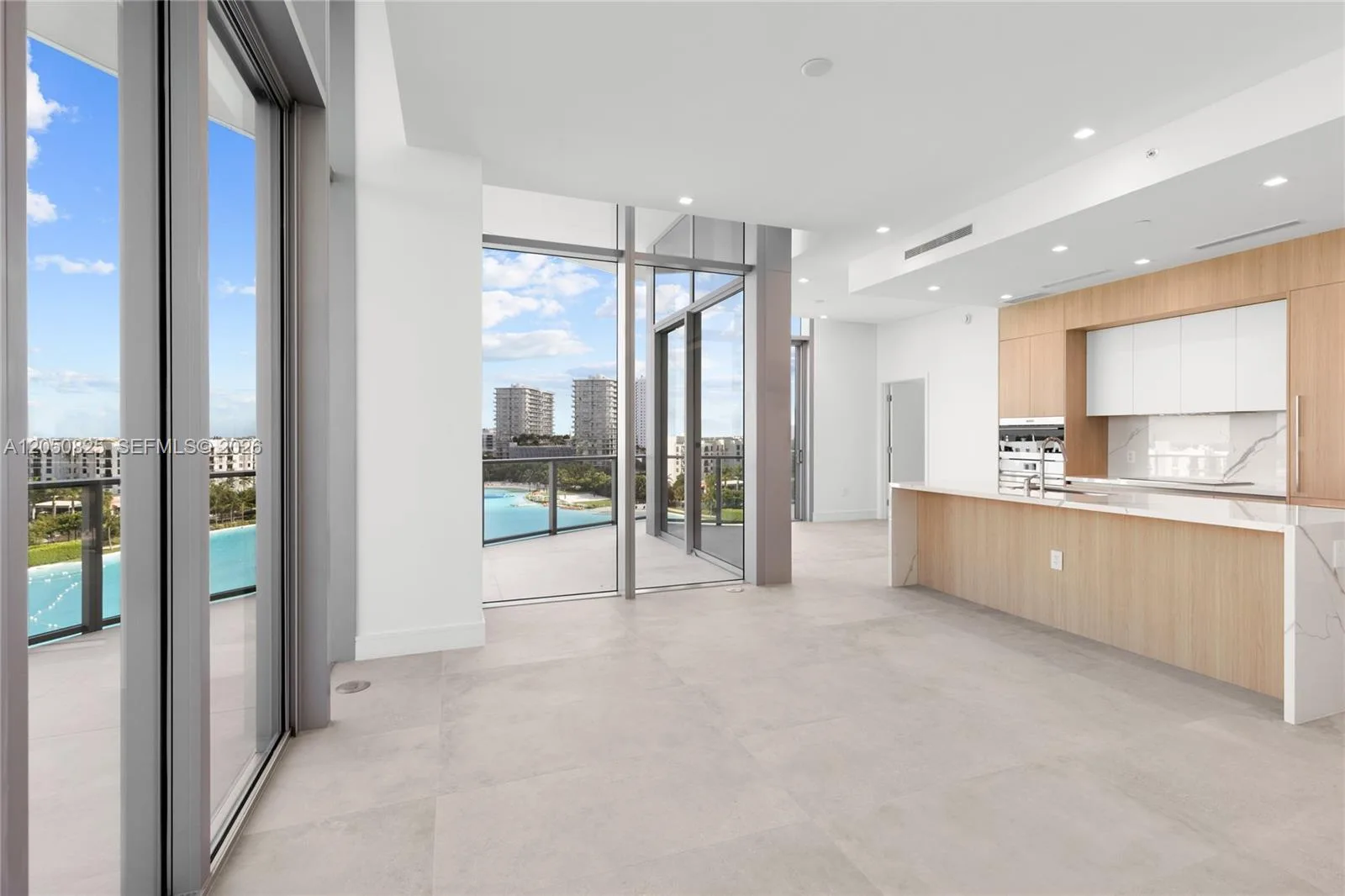 2411 Laguna Cr # 606, Miami, FL 33181 photo 10