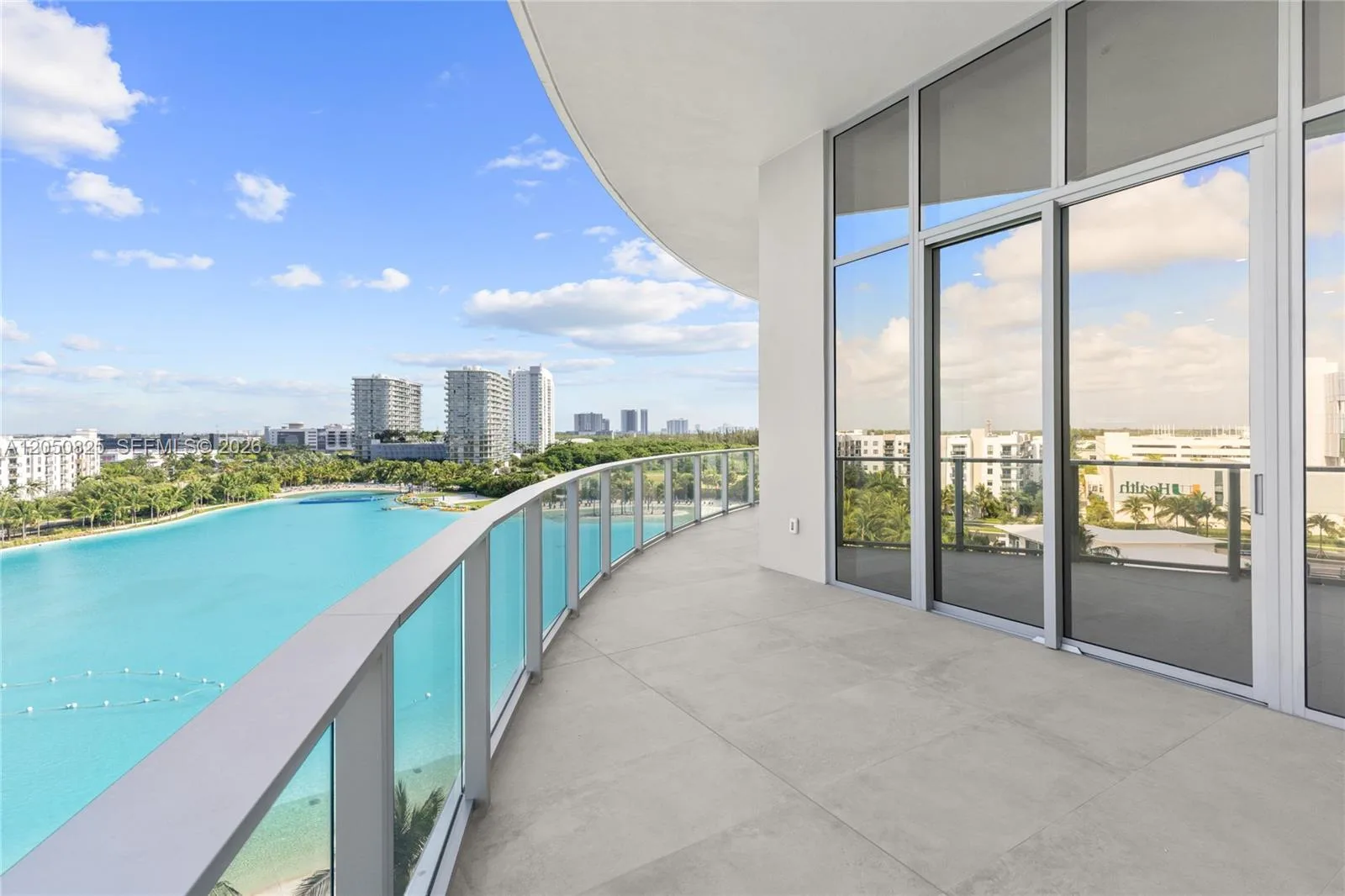2411 Laguna Cr # 606, Miami, FL 33181 photo 2