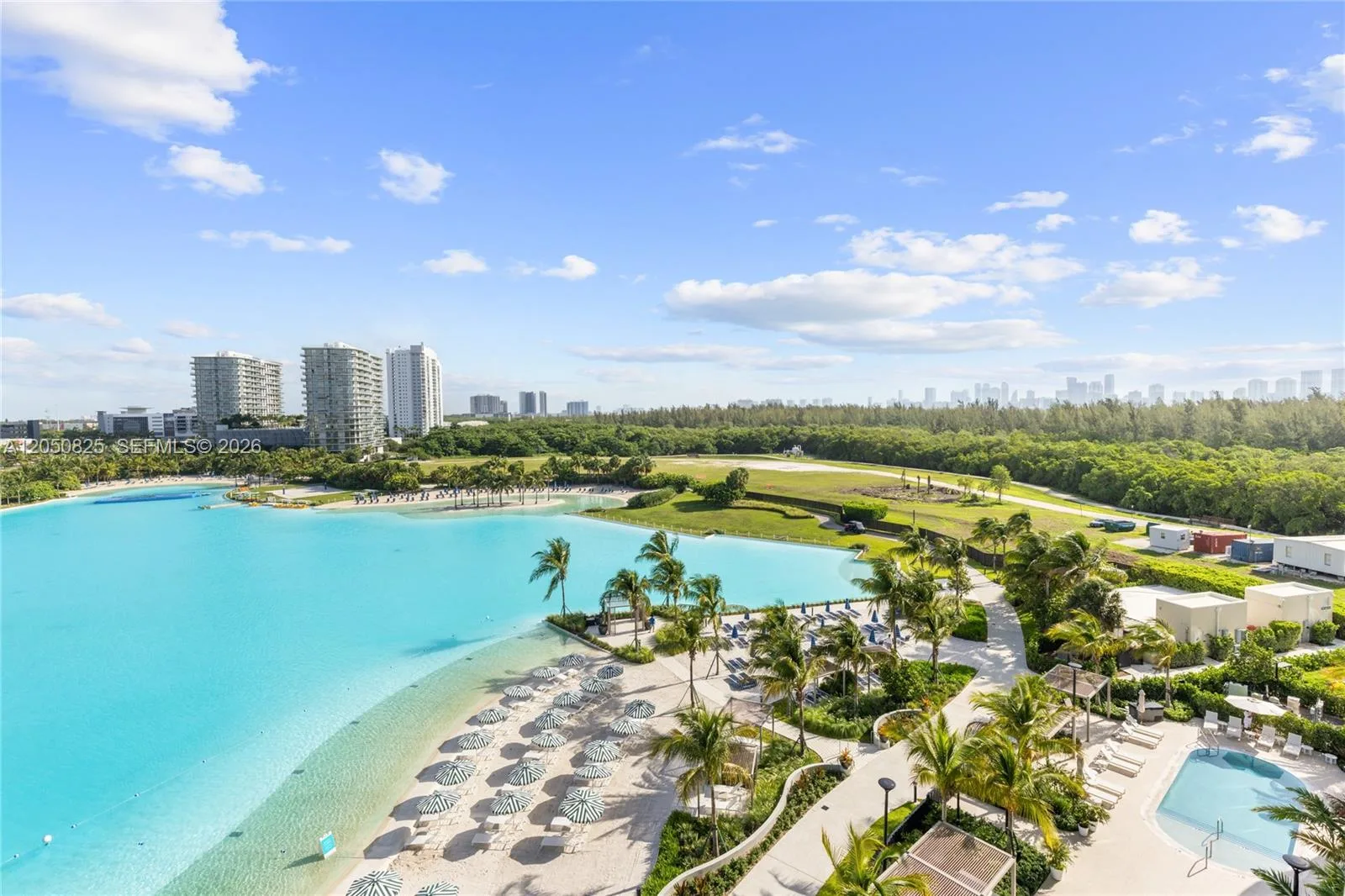 2411 Laguna Cr # 606, Miami, FL 33181 photo 3