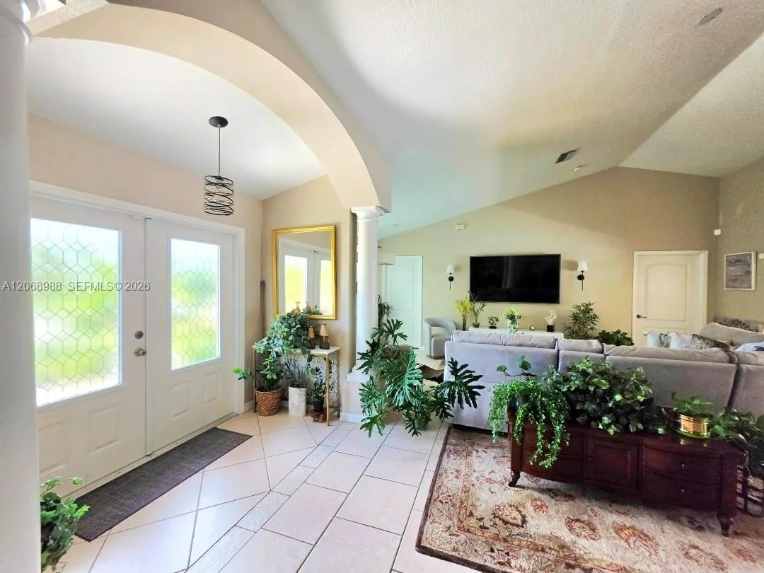 278 White Marsh Ln, Other City - In The State Of Florida, FL 33947 photo 5