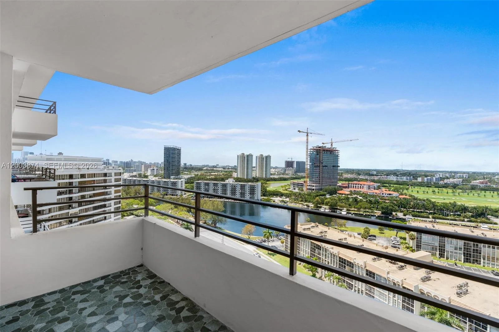 600 Three Islands Blvd # 1707, Hallandale Beach, FL 33009 photo 3