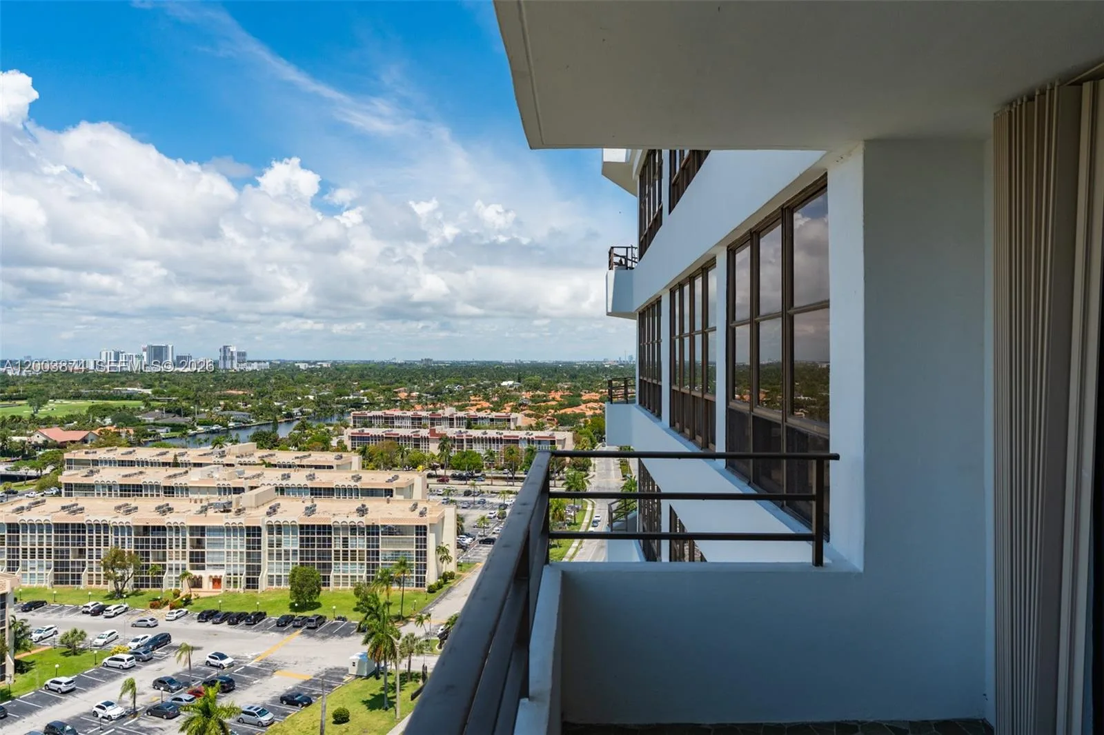 600 Three Islands Blvd # 1707, Hallandale Beach, FL 33009 photo 5