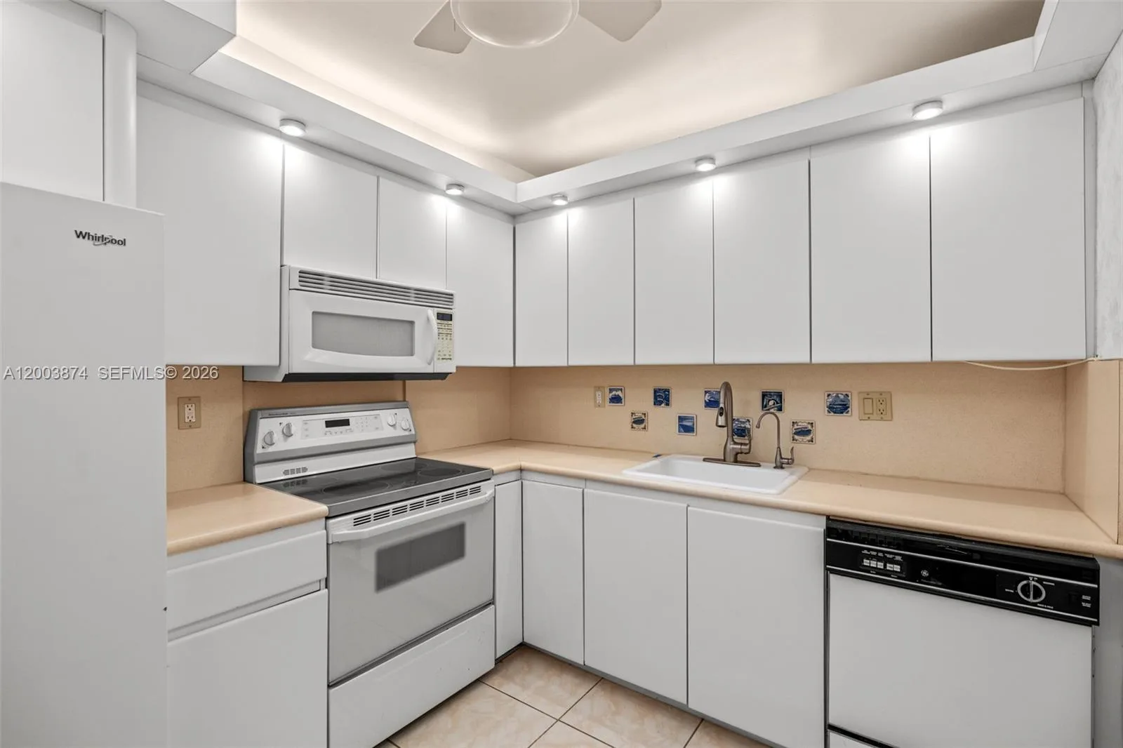600 Three Islands Blvd # 1707, Hallandale Beach, FL 33009 photo 9
