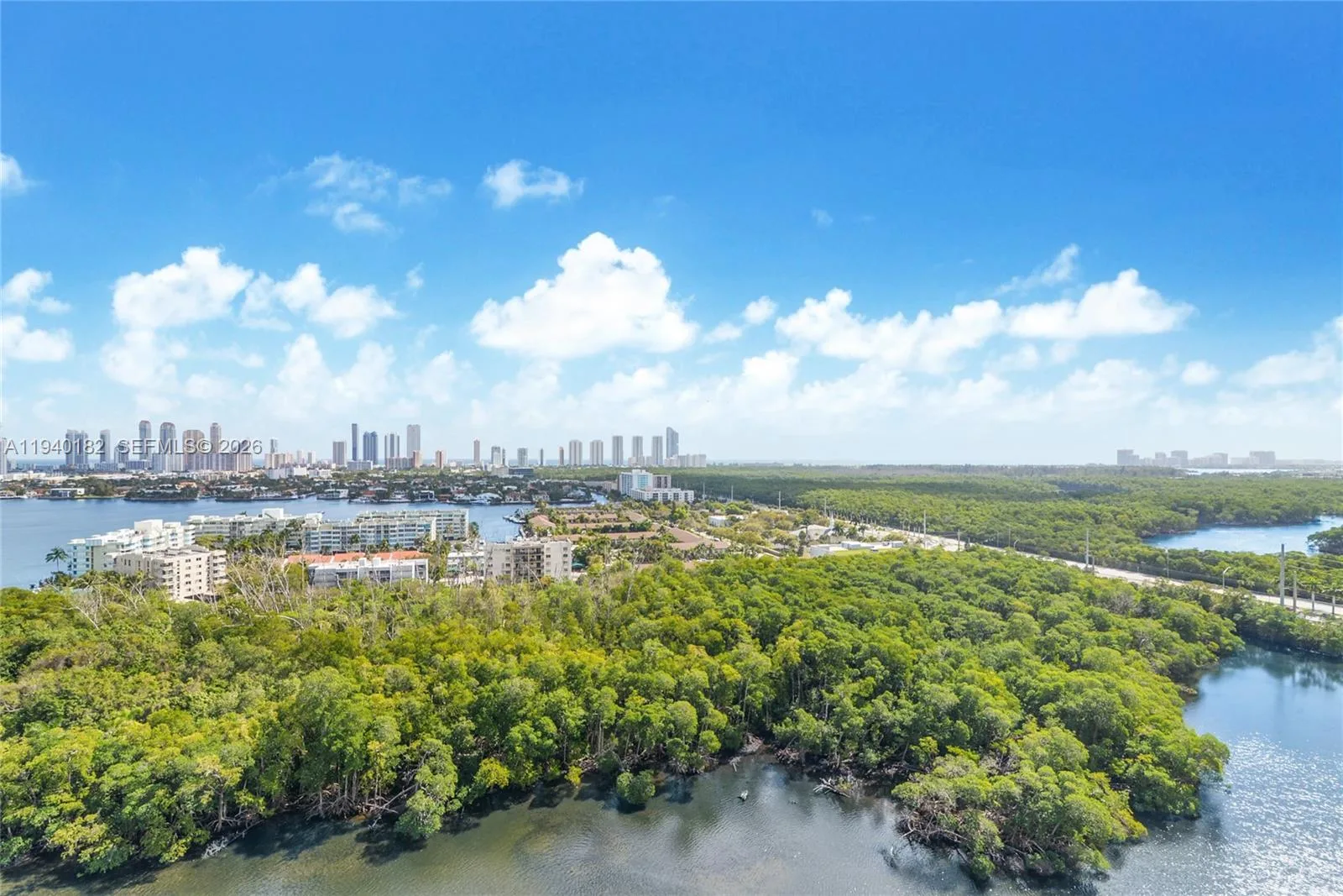 16385 Biscayne Blvd # 2017, North Miami Beach, FL 33160