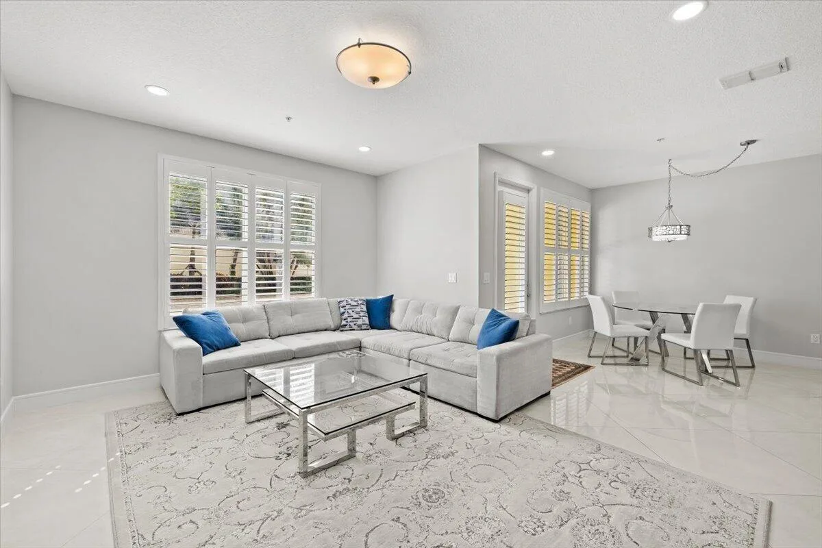 4980 NW 15TH Avenue, Boca Raton, FL 33431