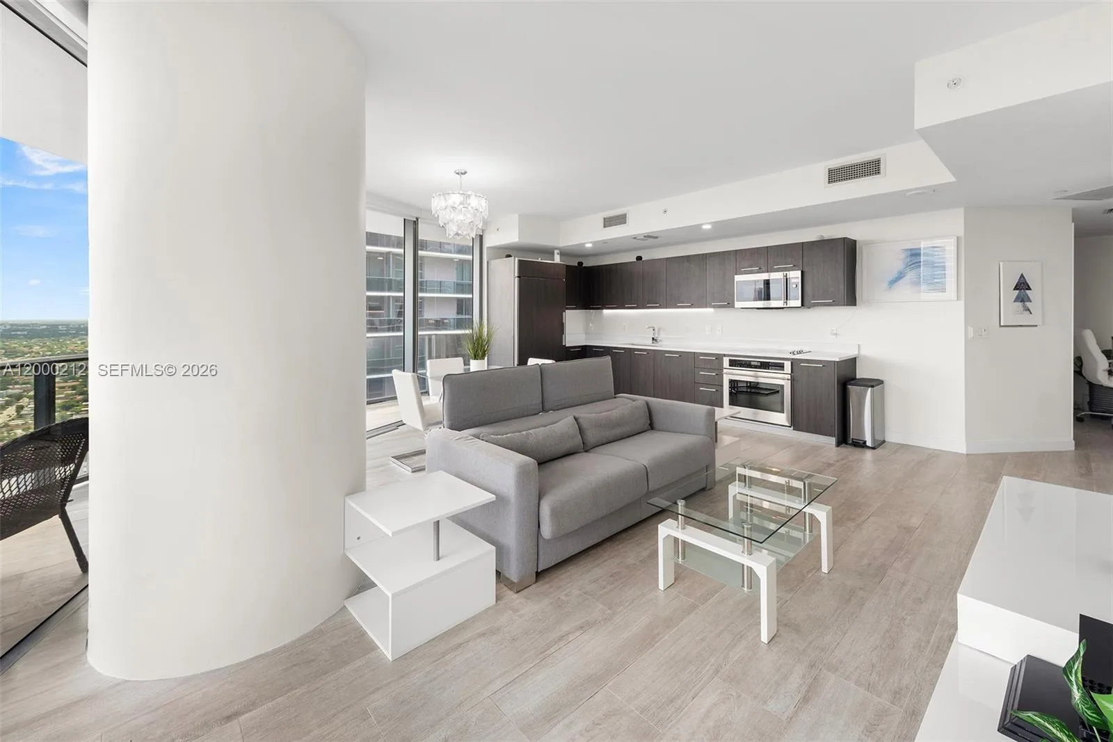45 SW 9th St # 4006, Miami, FL 33130 photo 6
