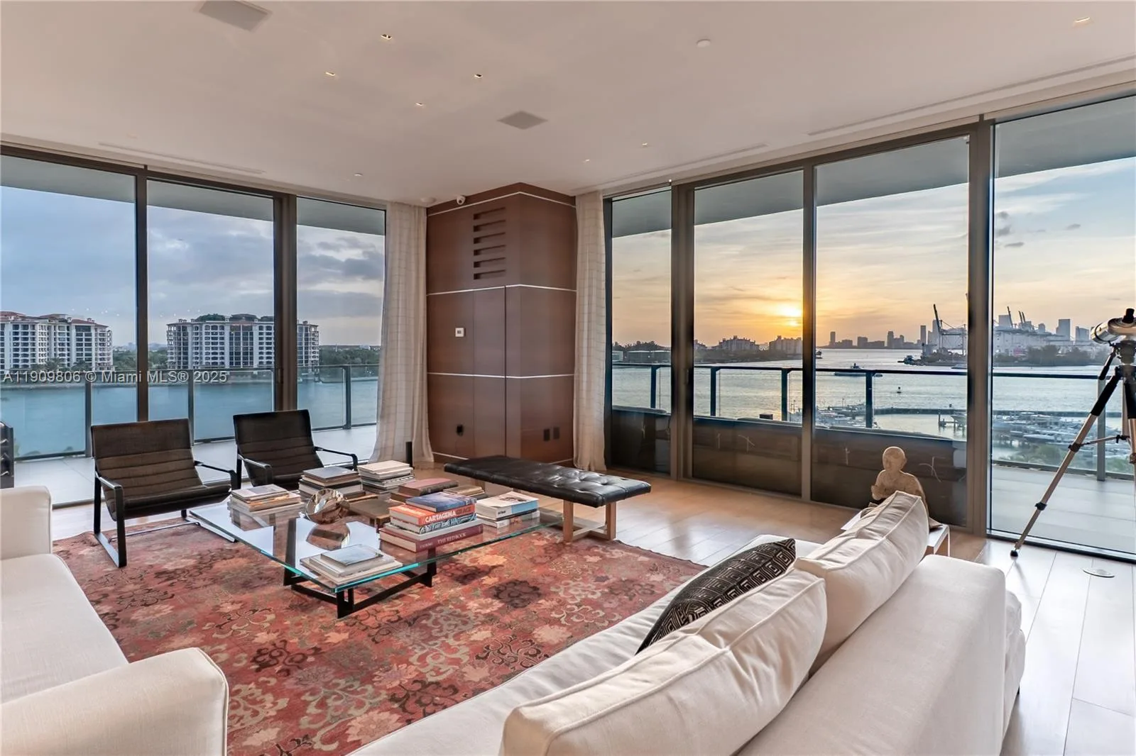 800 S Pointe Dr # 704, Miami Beach, FL 33139
