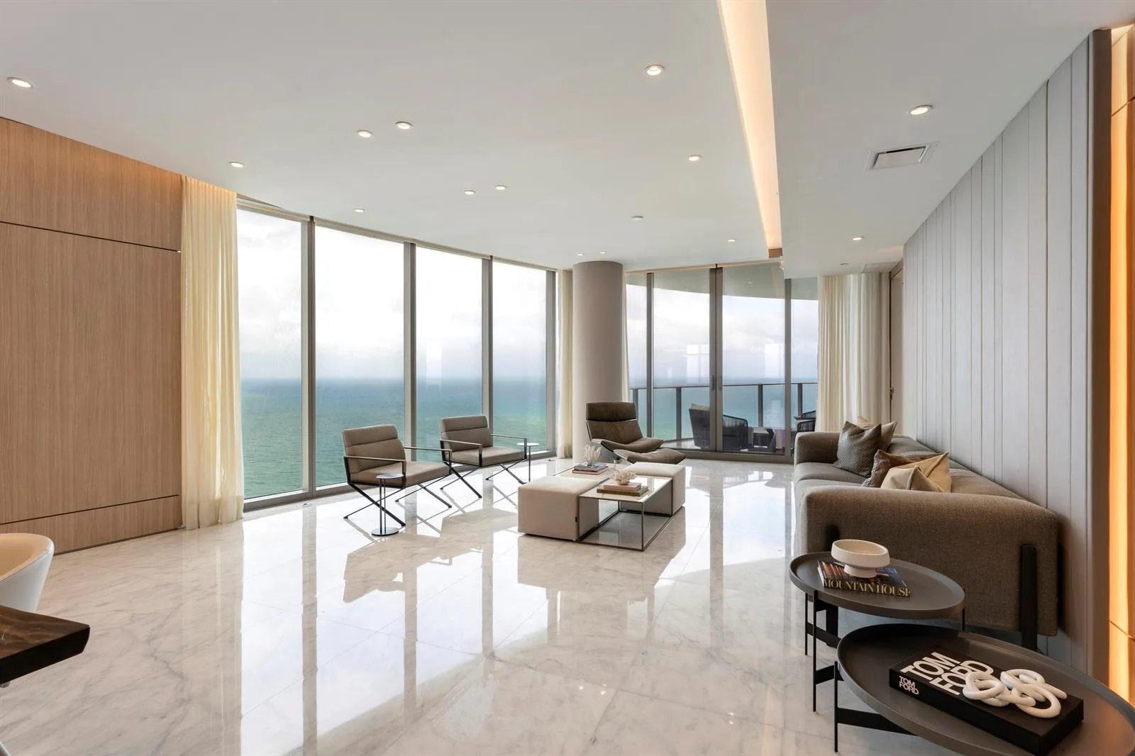 15701 Collins Avenue # 3901, Sunny Isles Beach, FL 33160
