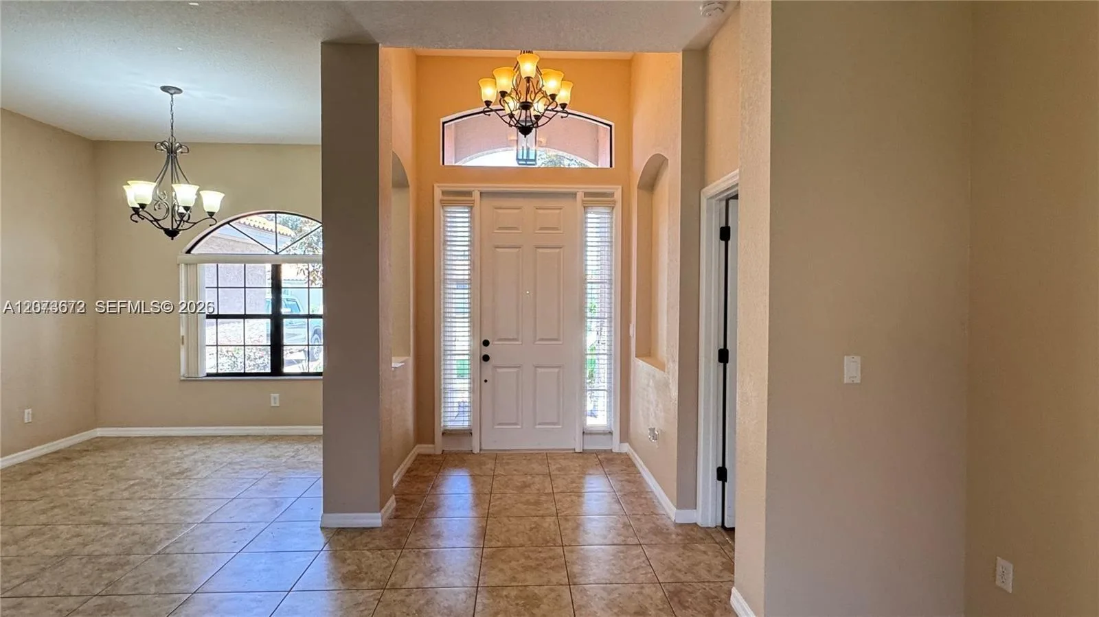 406 Cinnamon Drive, Kissimmee, FL 34759 photo 2
