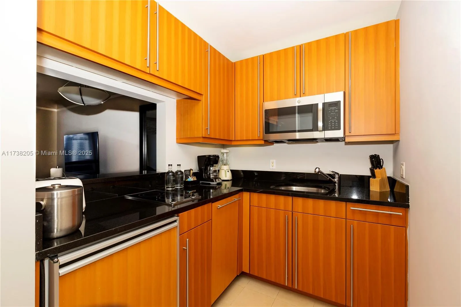 1435 Brickell Ave # 3010, Miami, FL 33131 photo 6