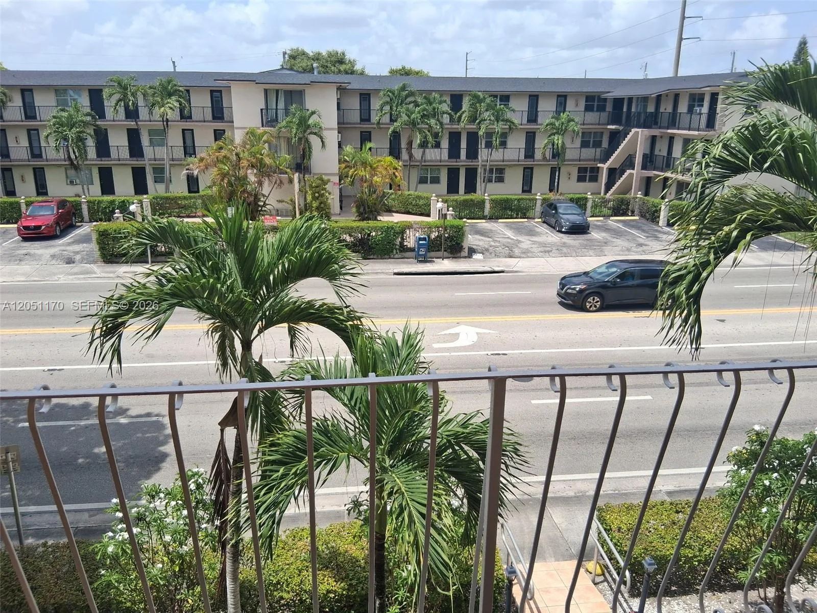 6200 W Flagler St # 305, Miami, FL 33144 photo 2