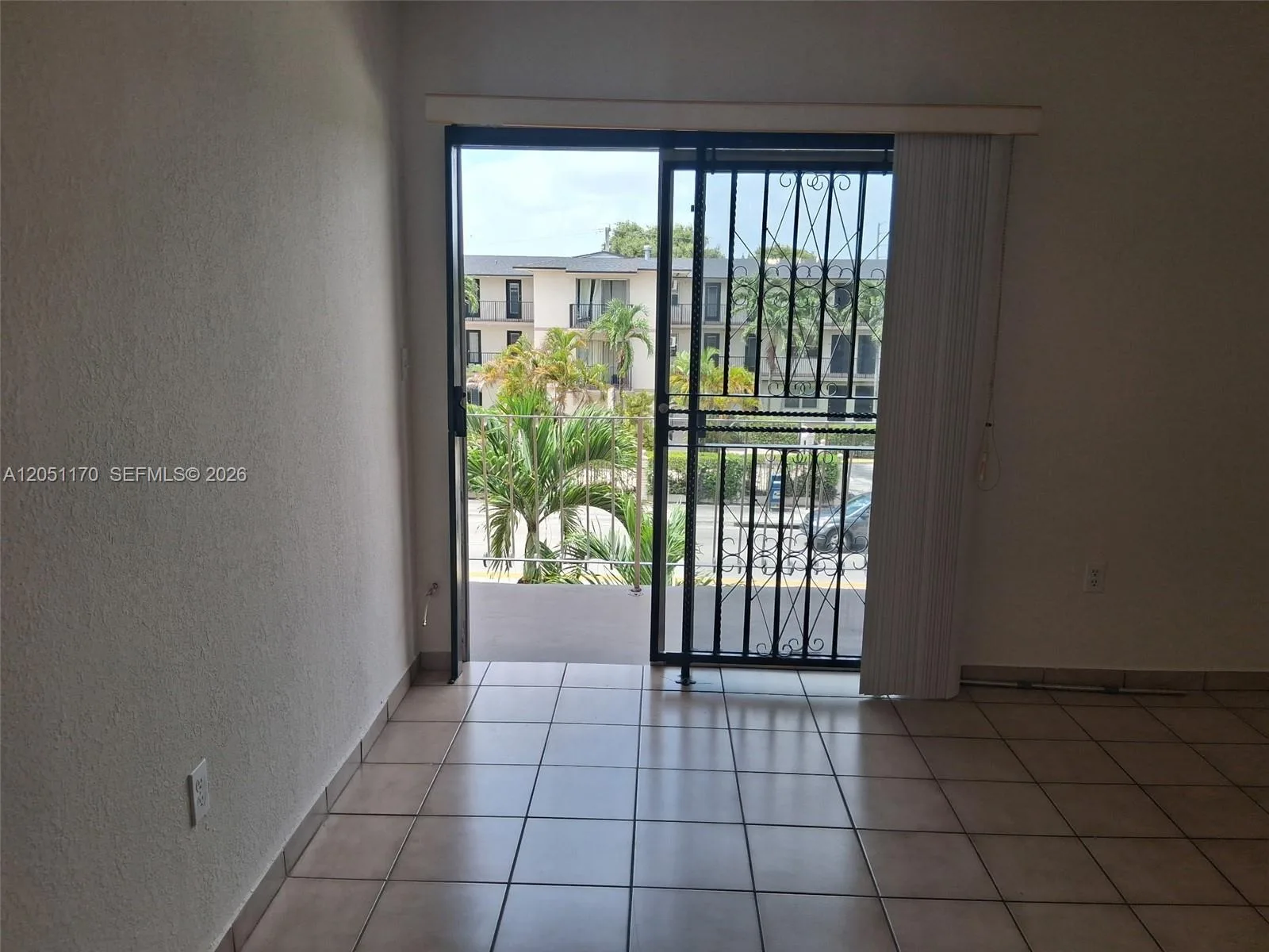 6200 W Flagler St # 305, Miami, FL 33144 photo 8