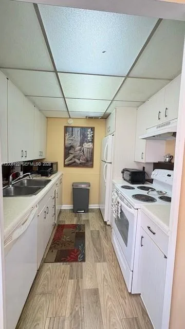1044 Harwood D # D, Deerfield Beach, FL 33442 photo 7