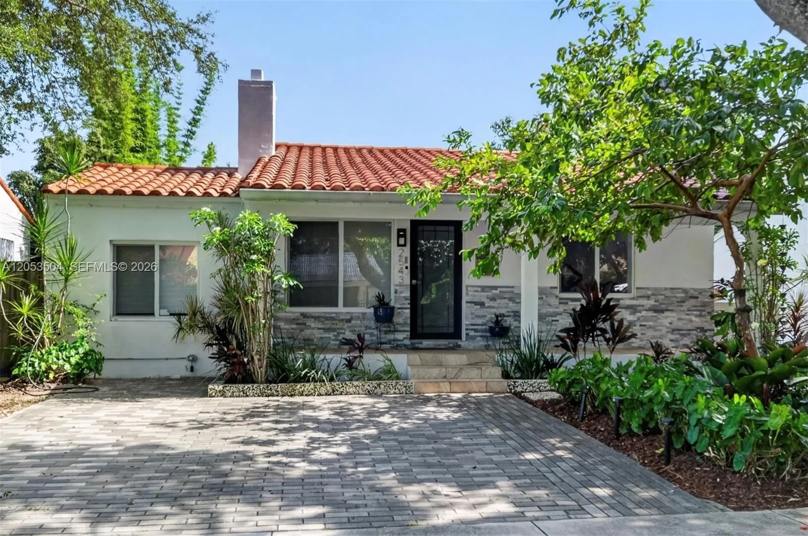 2543 SW 15th St, Miami, FL 33145